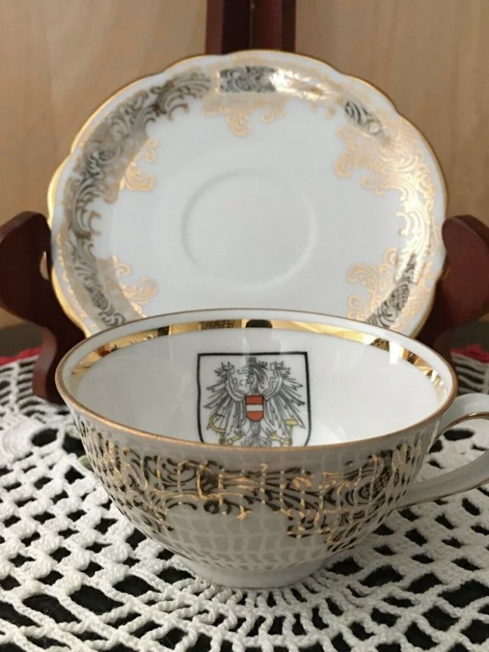 Seltmann Weiden Bavaria Wien Vienna Coat of Arms Teacup Saucer Set WELSH Dragons